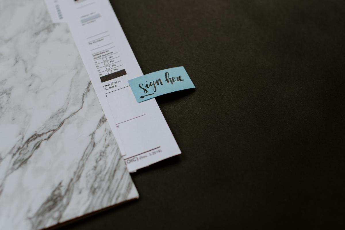 4 Documents To Serve At The Start Of A Tenancy